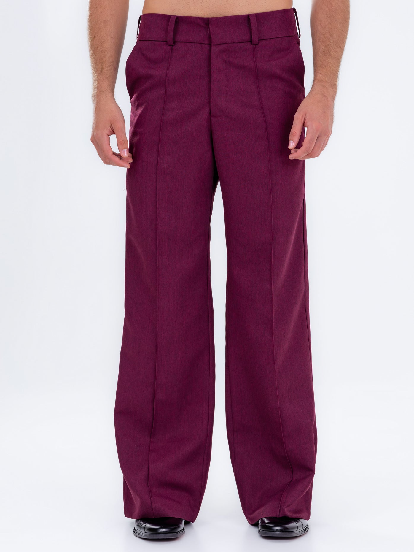 Pantalones burdeos clásicos