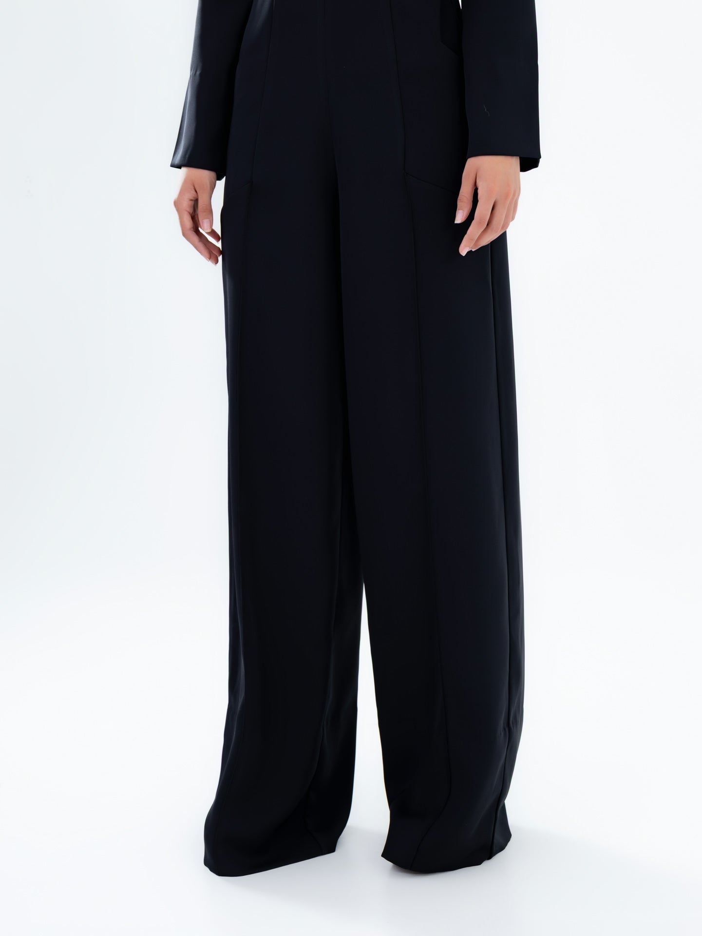 Mono futurista de medianoche para mujer