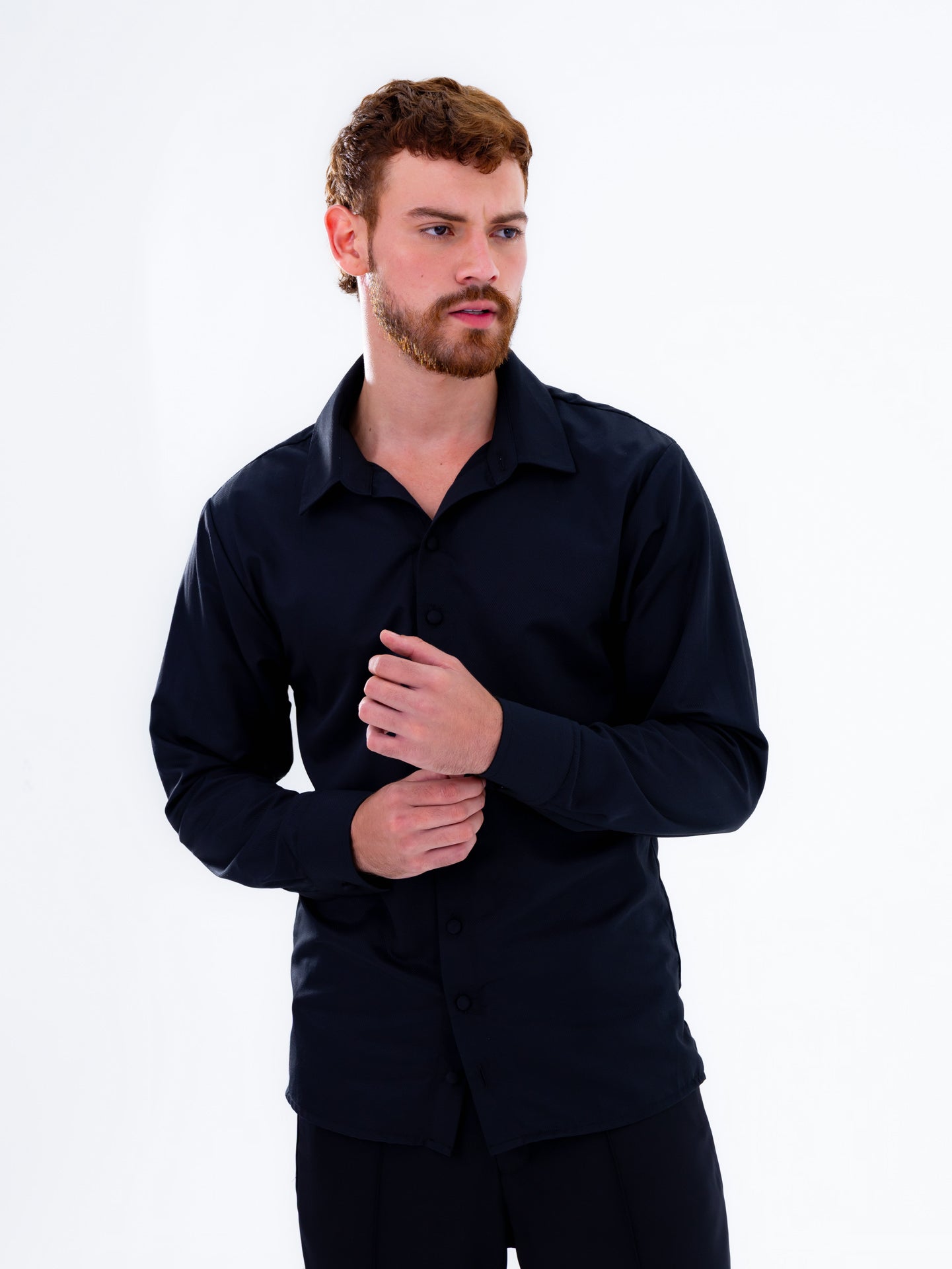 Camisa Negra Oversize Elegante