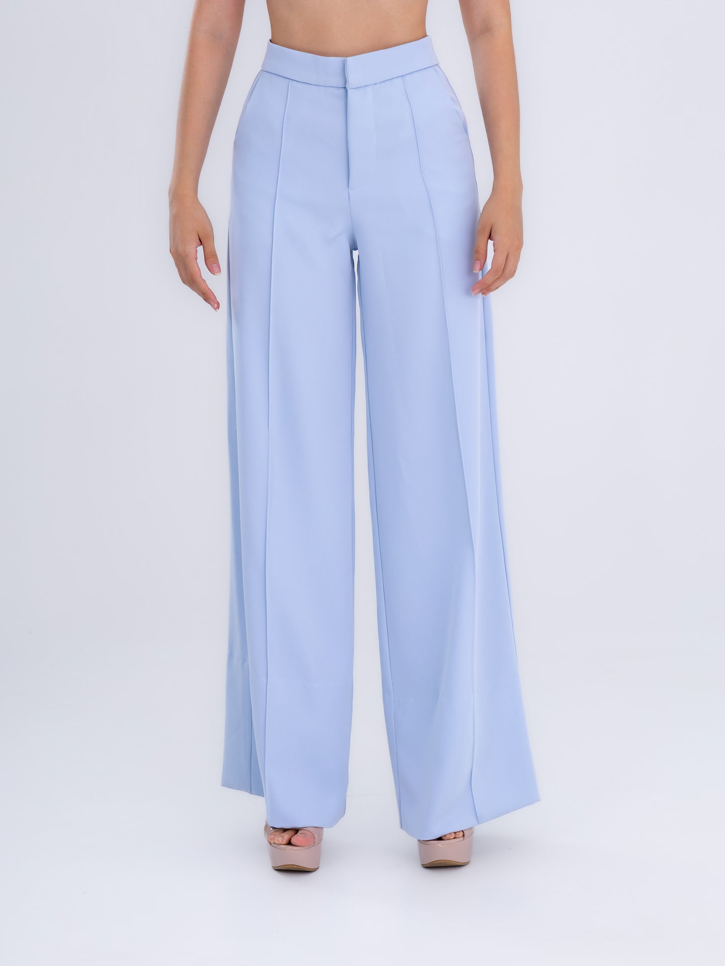 Pantalón ancho azul cielo