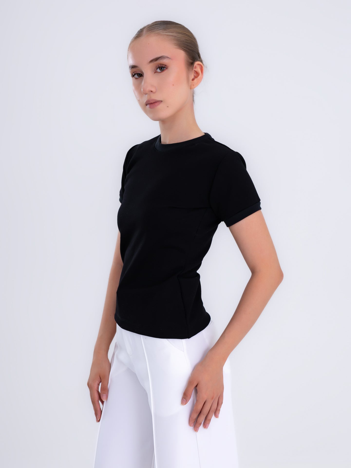Camiseta básica negra azabache