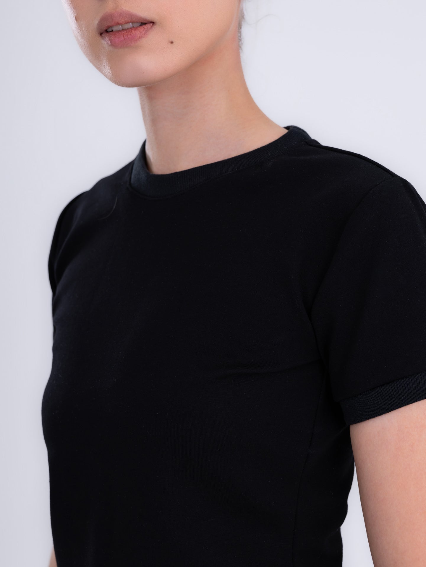 Camiseta básica negra azabache