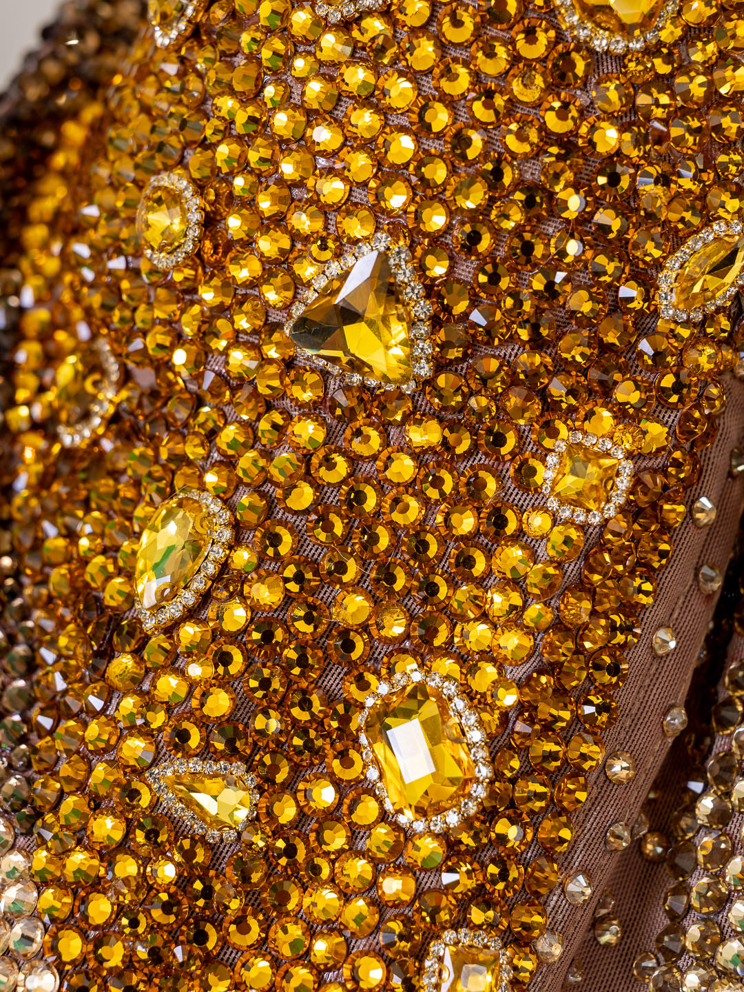 Vestido de gala Mostaza y Dorado